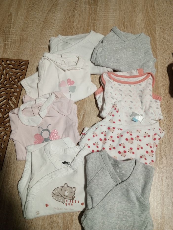 Lot 1 mois fille - photo numéro 3