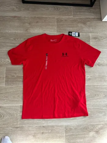 T-shirt rouge Under Armour XL