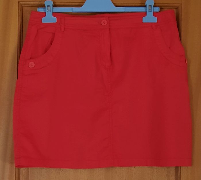 Jupe rouge taille 42