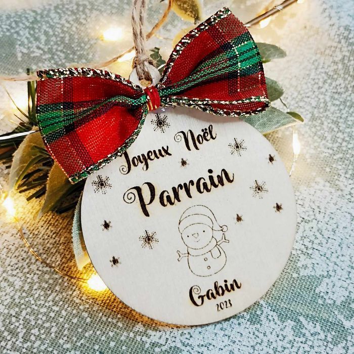 Boule de Noël en bois Maîtresse, nounou, Atsem, parrain, marraine _ Cadeau maîtresse - photo numéro 6