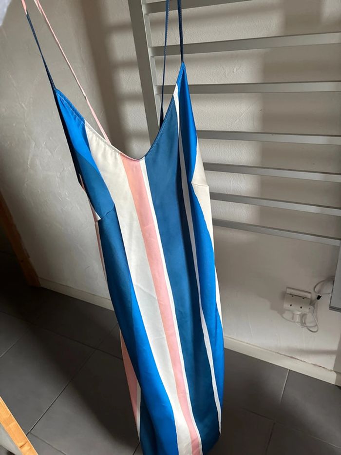 Robe légère et classe - photo numéro 3