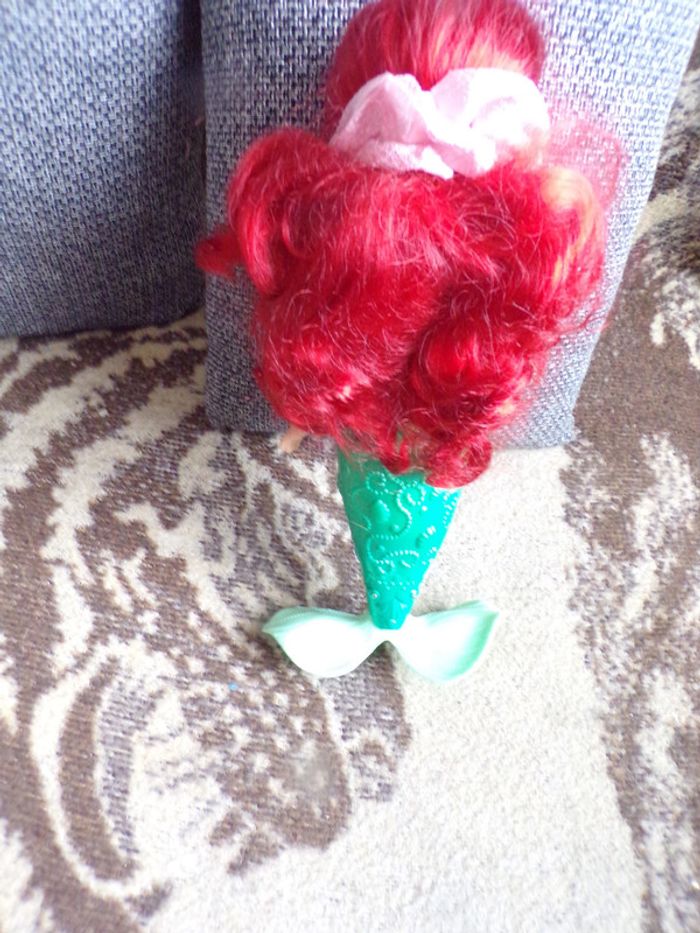 Poupée Disney - photo numéro 2