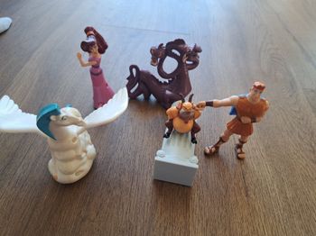 Lot figurine hercule
