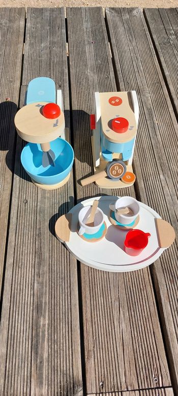 Lot ustensiles cuisine enfant cafetière robot mixeur