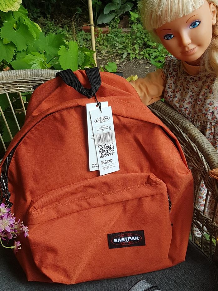 Sac-à-dos Sac-à-dos Eastpak Talerracotta + trousse et fournitures - photo numéro 2