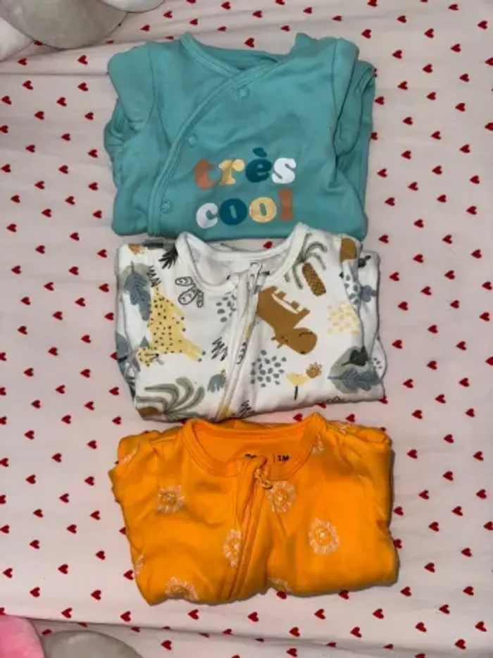 Pyjama aux belles couleurs x3