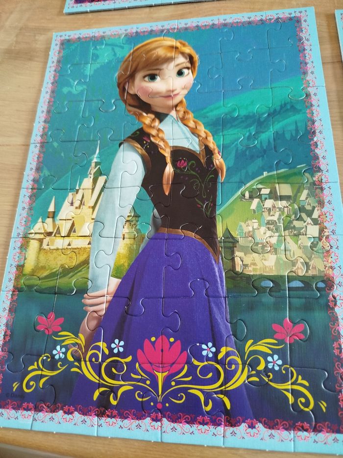 Lot puzzle reine des neiges - photo numéro 8