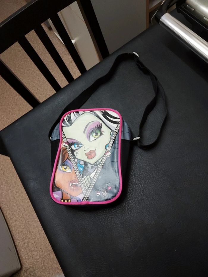 Lot de 8 articles Monster High fille - photo numéro 3