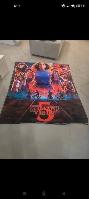 Grande couverture plaid  stranger things saison 5