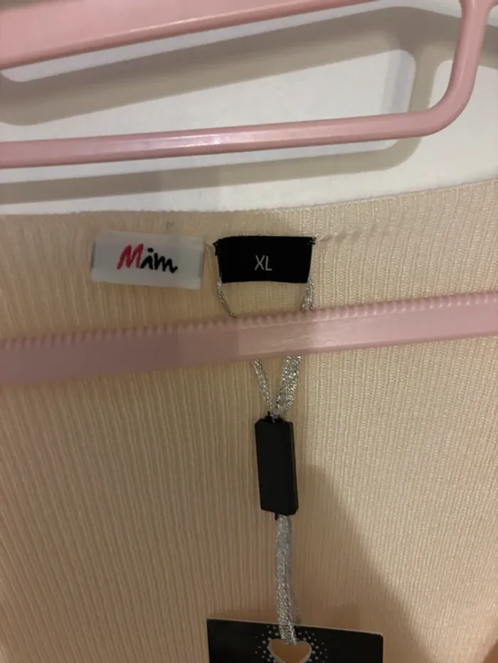 Pull fin beige décolleté V – Mim – Taille XL – Neuf - photo numéro 2