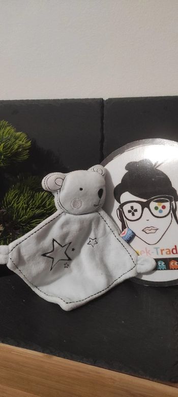 Doudou plat Ours bleu etoiles Sucre d Orge gris rose rond Noir Couture