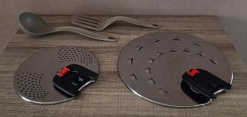Deux couvercles et ustensiles Tefal neufs