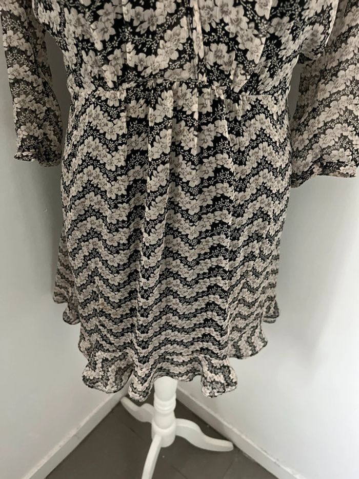 Robe à fleurs en soie The Kooples S - photo numéro 2