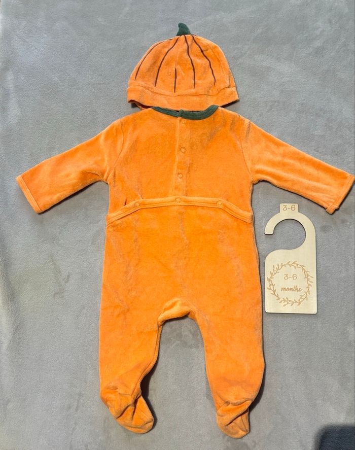 Pyjama citrouille 3 mois - photo numéro 2