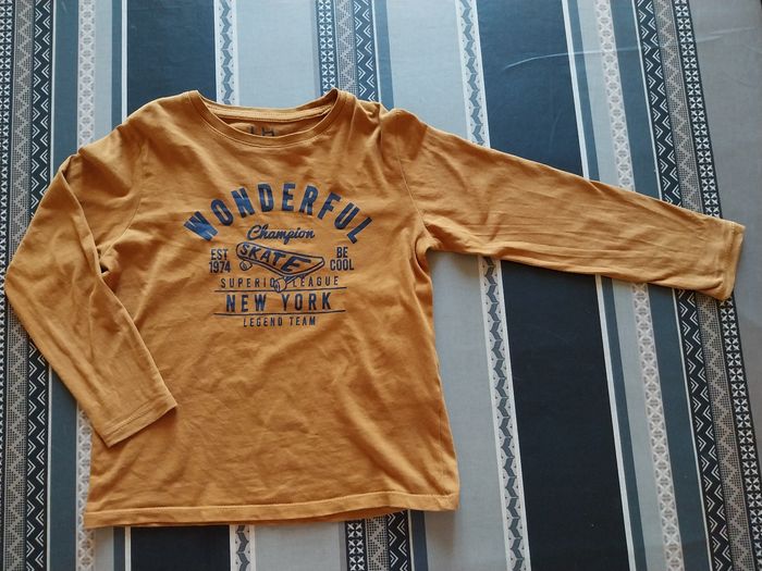 Lot de 4 tee-shirts manches longues 8 ans - photo numéro 3