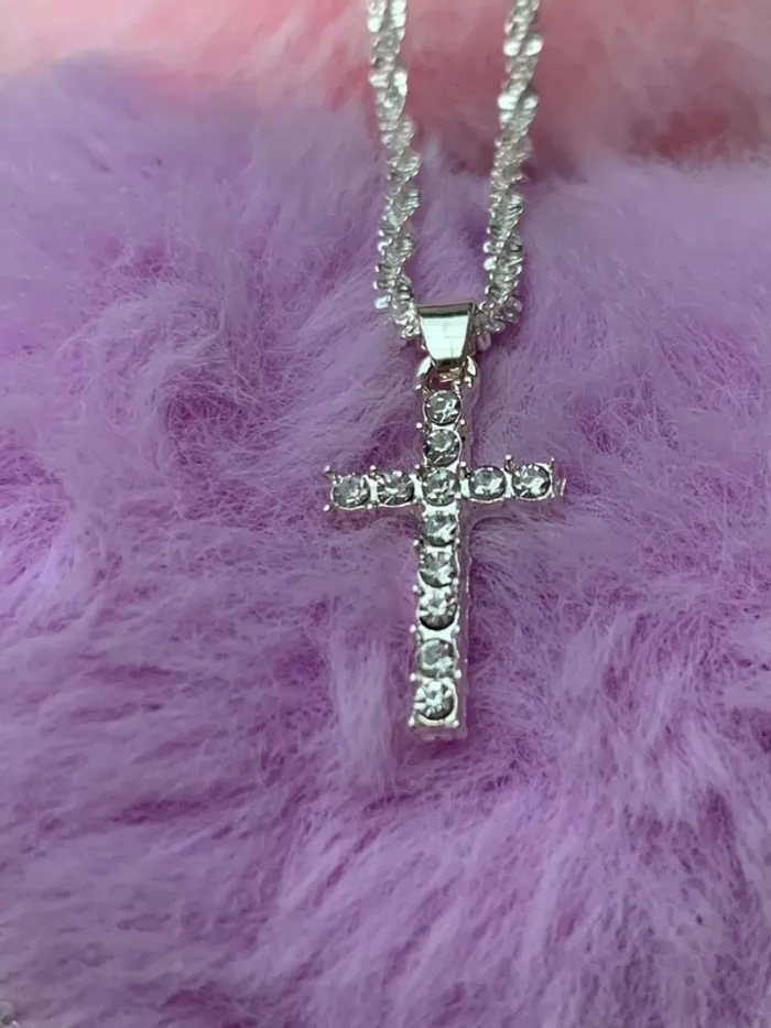Bijoux en plaqué argenté 925 avec de jolies cristaux brillant 🍭🍭 - photo numéro 2