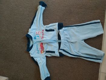 Ensemble jogging velour polaire Disney Cars
