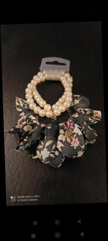Bracelet élastique perles  fleur tissu
