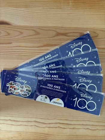 Lot de 5 Carnets De 12 Timbres Disney 100, 60 timbres en tout