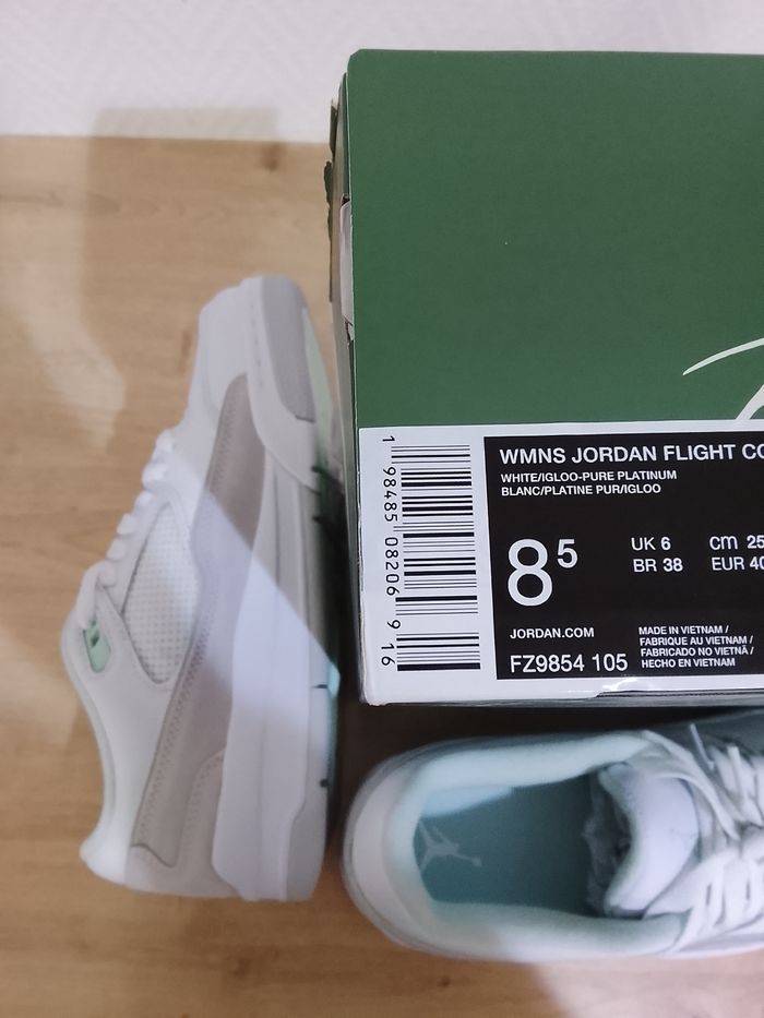 Nike Jordan flight court taille 40 - photo numéro 10