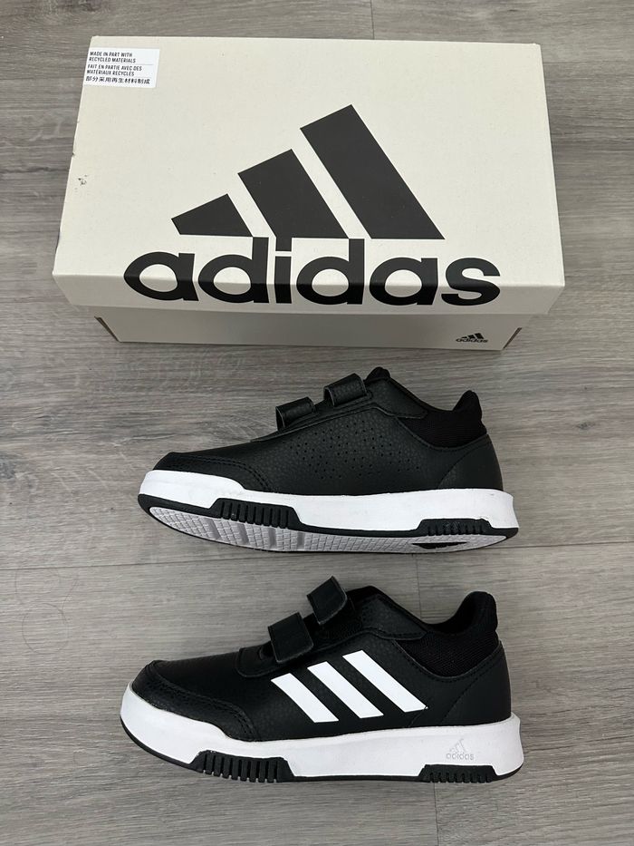 baskets Adidas 31