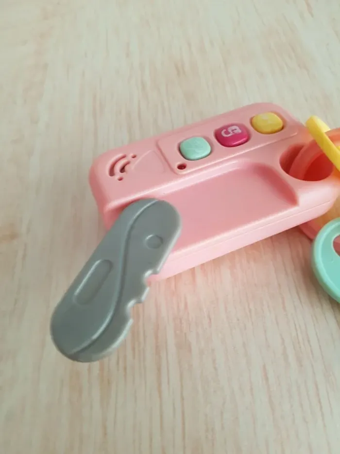 Sucette Corolle, pot Vertbaudet et accessoires pour poupée - photo numéro 3