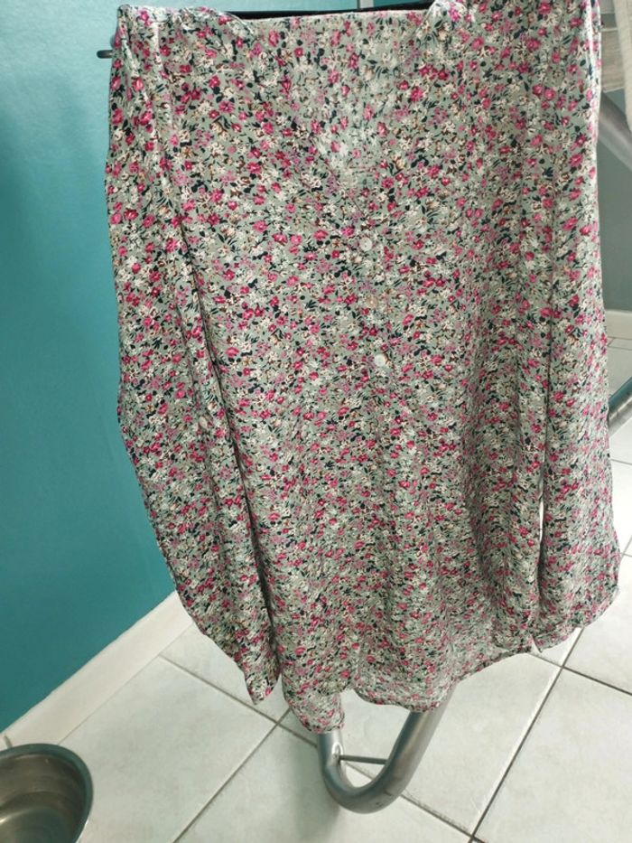 Vends blouse taille S - photo numéro 2