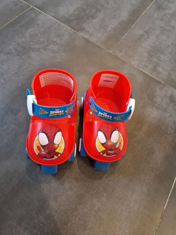 Patins à roulettes spiderman - photo numéro 2