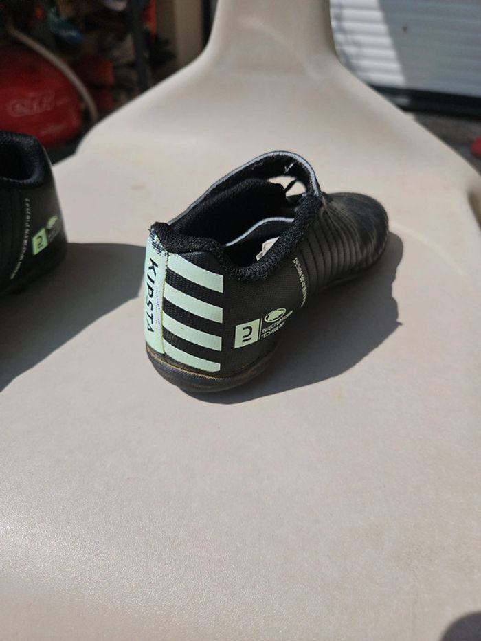 Chaussure à crampon taille 31 - photo numéro 3