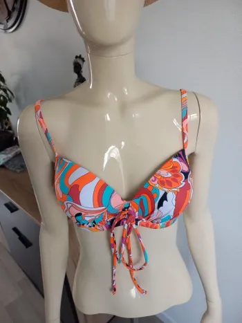 Haut de maillot de bain M