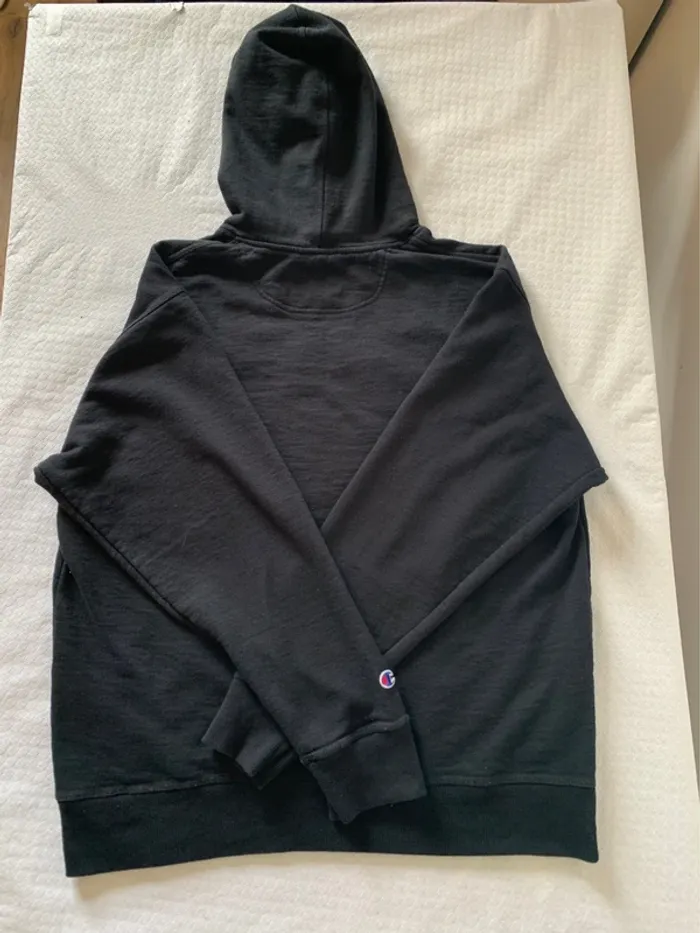 Sweat à capuche Champion noir - Un classique indémodable - photo numéro 6