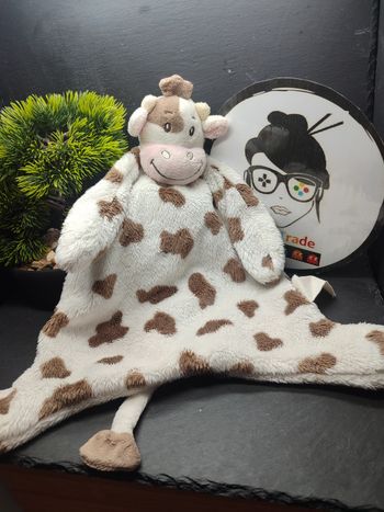 grand doudou vache kimbaloo blanc marron tâches plat Brioche La Halle 