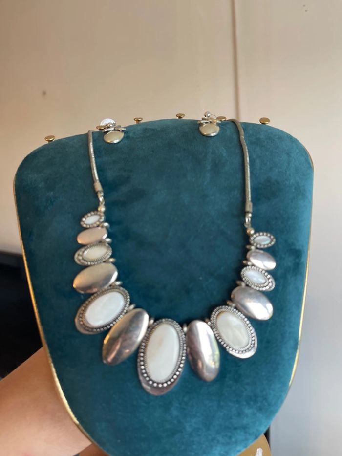 Collier - photo numéro 3