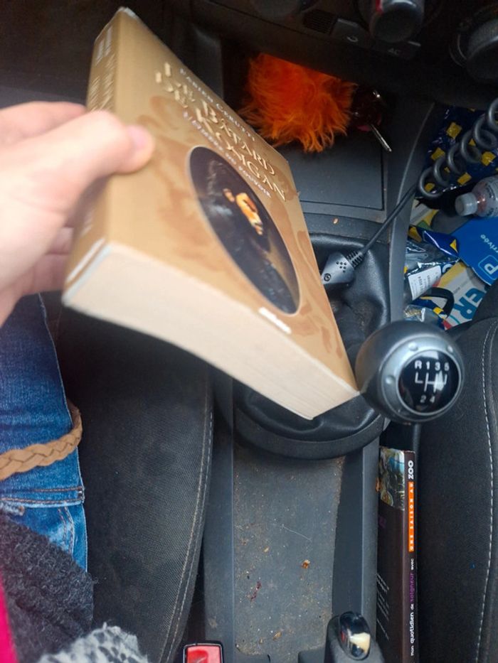 Livre l'ombre du pouvoir - photo numéro 3