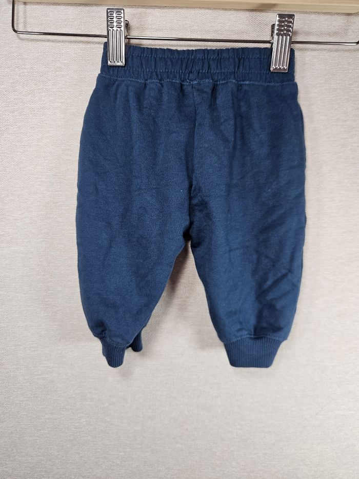 Jogging marine tex 3 mois - photo numéro 6