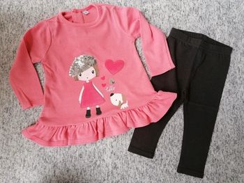 Ensemble leggings et Tee-shirt fille taille 12 mois