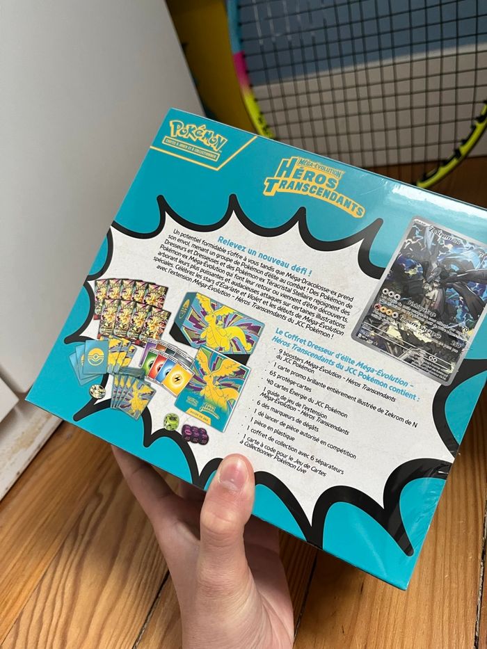 Pokémon ETB ME 2.5 Héros Transcendants - photo numéro 4