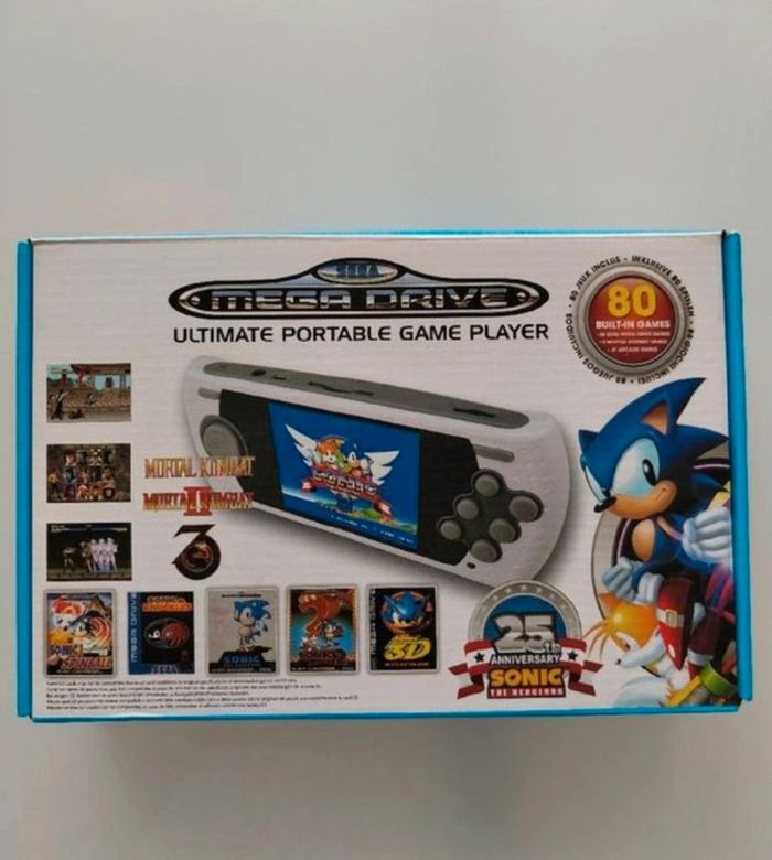 Mega drive portable 25ème anniversaire sonic - photo numéro 2