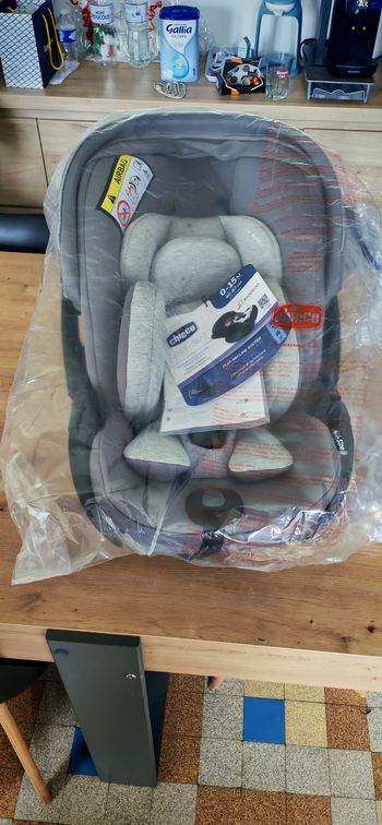 Siège auto neuf chicco 