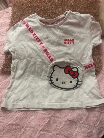 T-shirt hello Kitty 4/5 ans 110 cm 