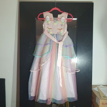 Robe Licorne neuve