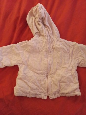 Veste à capuche 9 mois ouverture dos par zip