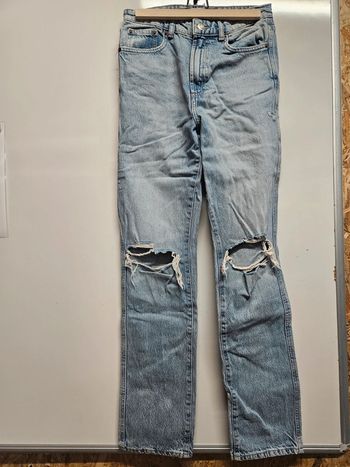 Jean troué zara taille 36