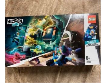 LEGO Hidden Side, Le métro de Newbury boîte neuve