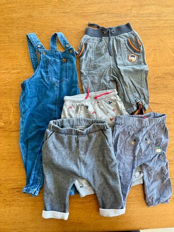 Lot pantalons garçon 9 mois