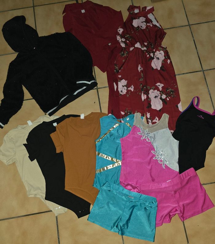 Lots de vêtements filles 10 ans - photo numéro 9