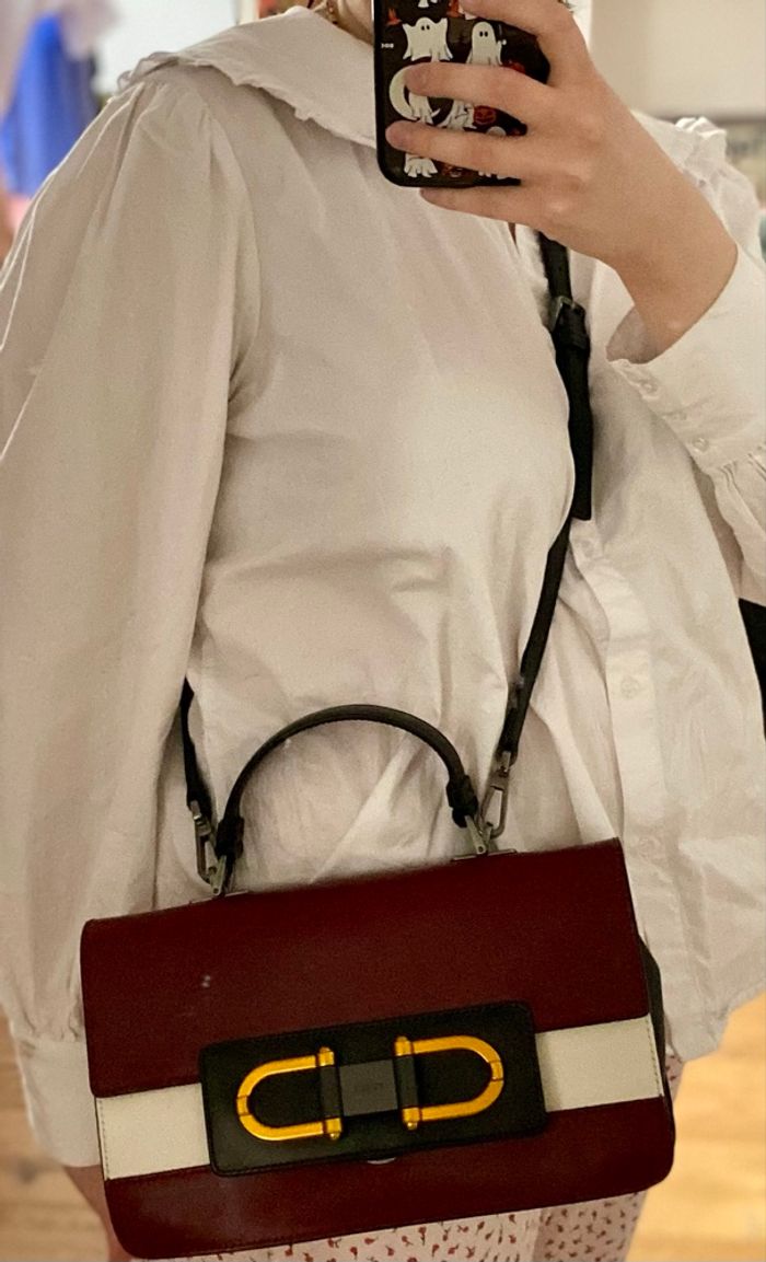 Sac à main Furla en cuir bordeaux et noir – modèle classique avec bandoulière - photo numéro 7