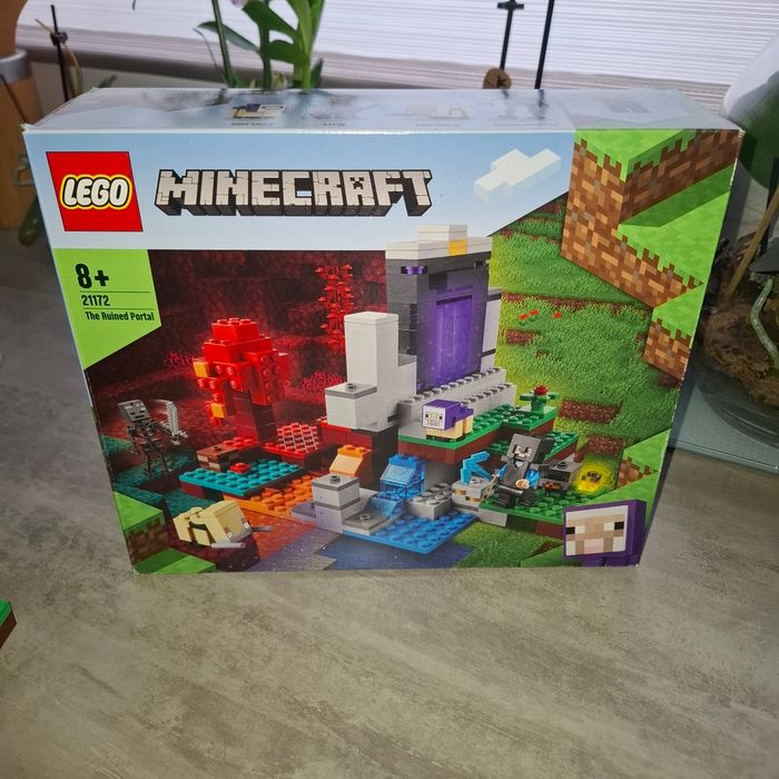 Lego minecraft 21172 le portail en ruine