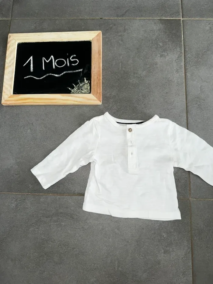 T-shirt 1 mois