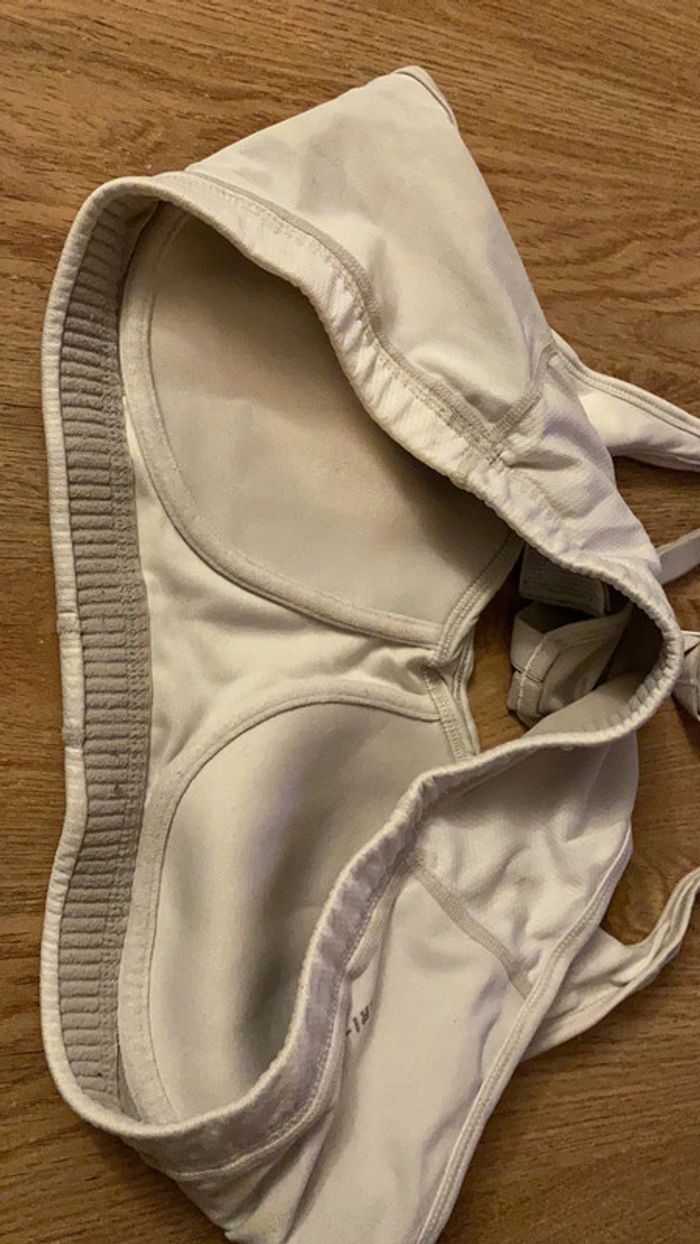 Brassière Nike - photo numéro 11